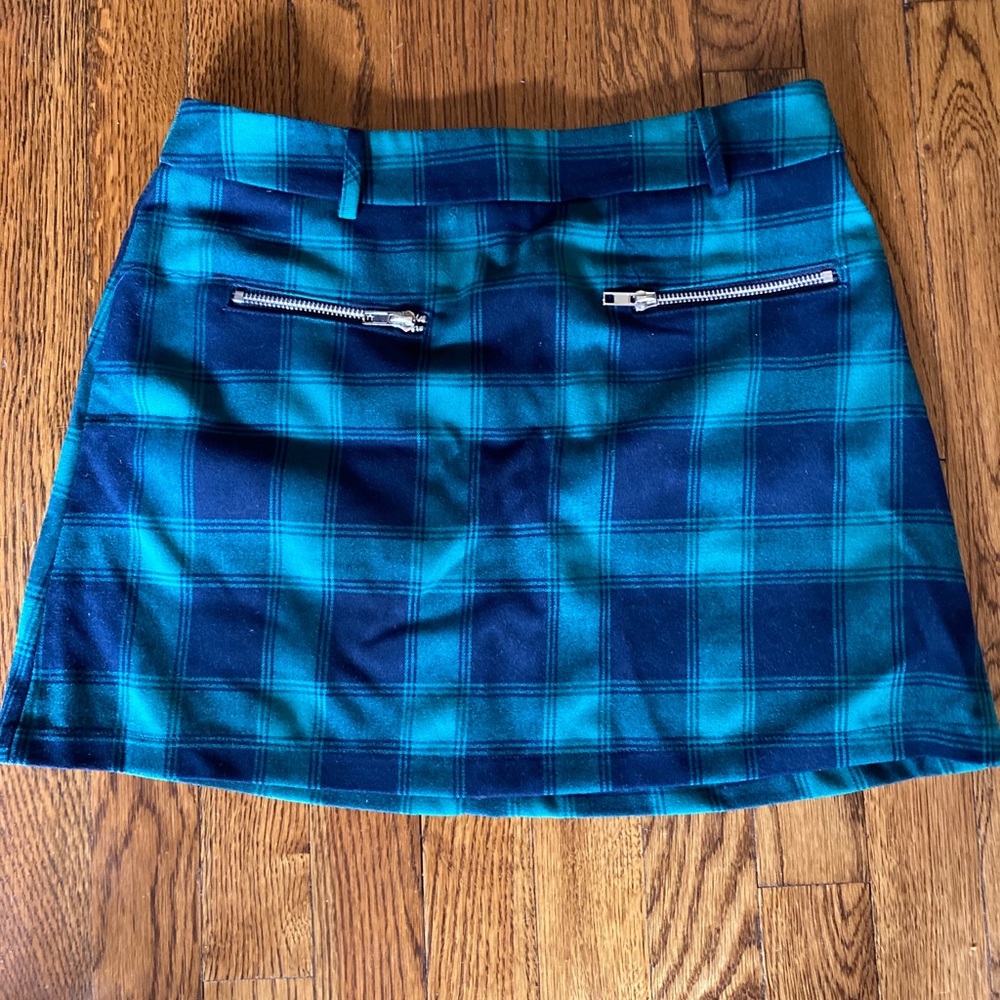Plaid mini skirt